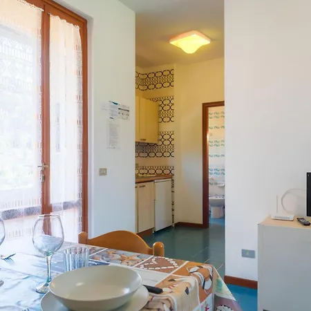 Apartment Bilocale La Riva *